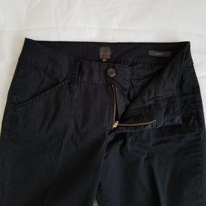 Jag Cropped Black Jean